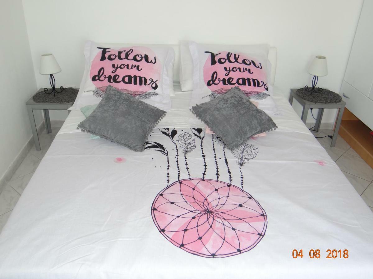 B&B Buzolic Χβαρ Εξωτερικό φωτογραφία